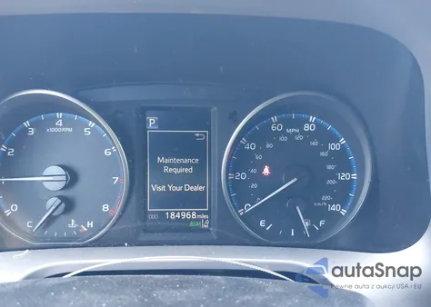 2018 Toyota Rav4 Xle z USA, uszkodzony, nr VIN JTMRFREVXJJ179559